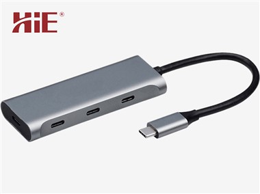 USB-C 4-v-1 priklopni postaji 5600