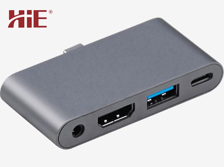 USB-C 4-v-1 priklopni postaji